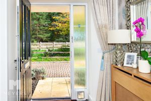 Photo 17- click for photo gallery